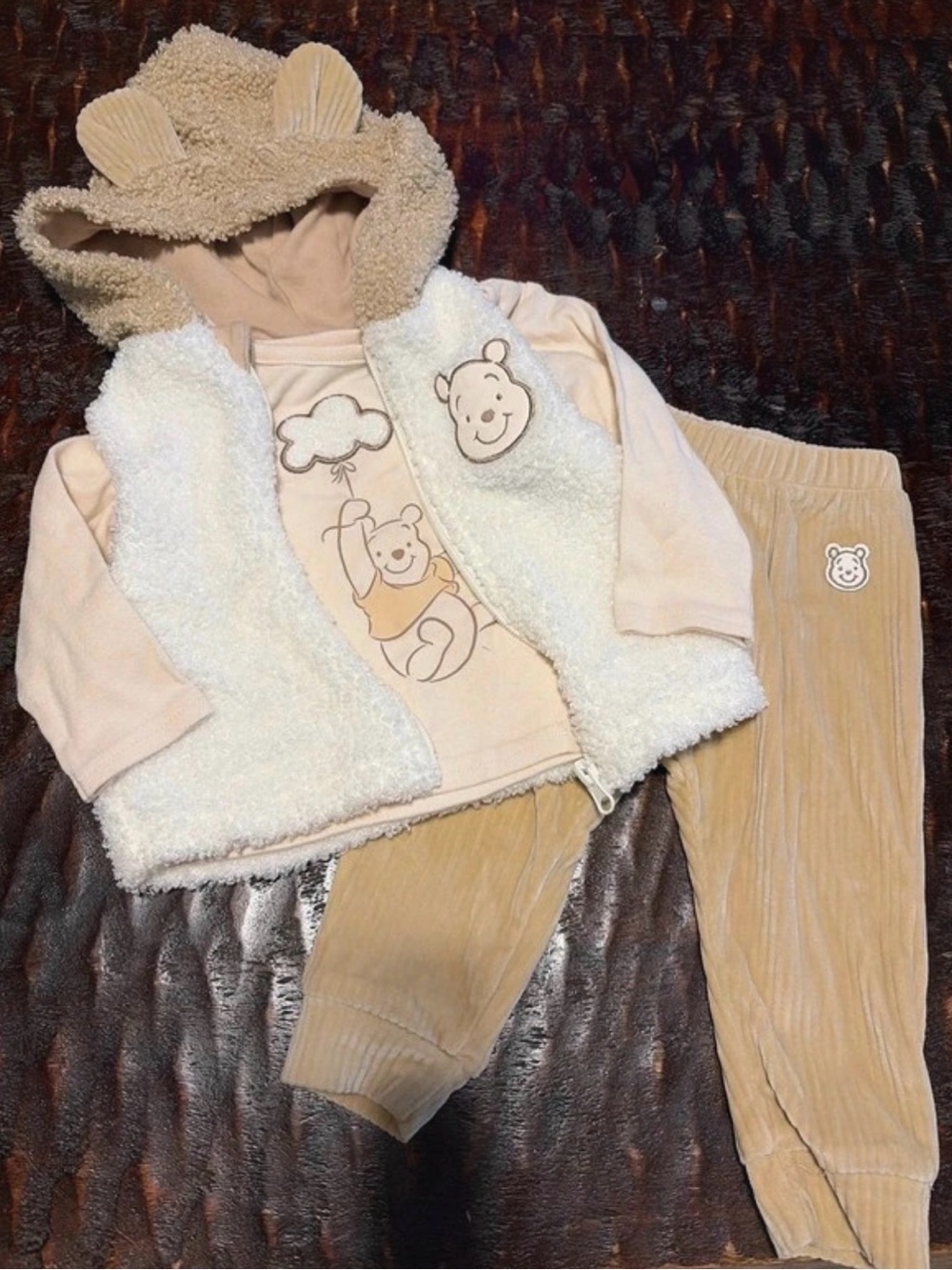 Winnie the Pooh Beige & Cream Baby Outfit Set